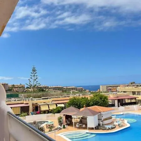 Con Vistas Al Mar Y Piscina En